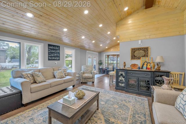 3059 Syracuse Street, Dearborn, MI 48124