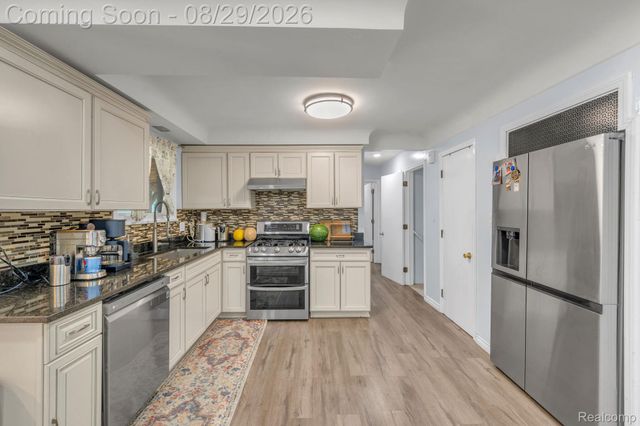 3059 Syracuse Street, Dearborn, MI 48124