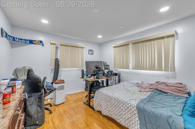 3059 Syracuse Street, Dearborn, MI 48124