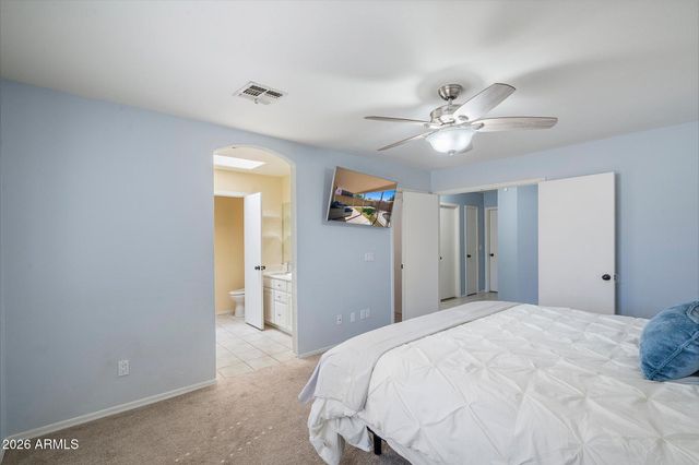 2823 E BLACKHAWK Drive, Phoenix, AZ 85050