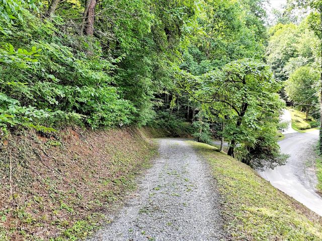 477 Mountain Forest Estate, Sylva, NC 28779