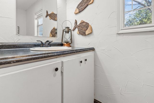 1324 Arrowhead Drive, West Tawakoni, TX 75474