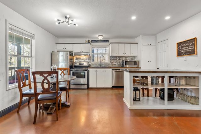 1324 Arrowhead Drive, West Tawakoni, TX 75474