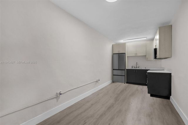 3030 NW 16th St 3, Miami, FL 33125