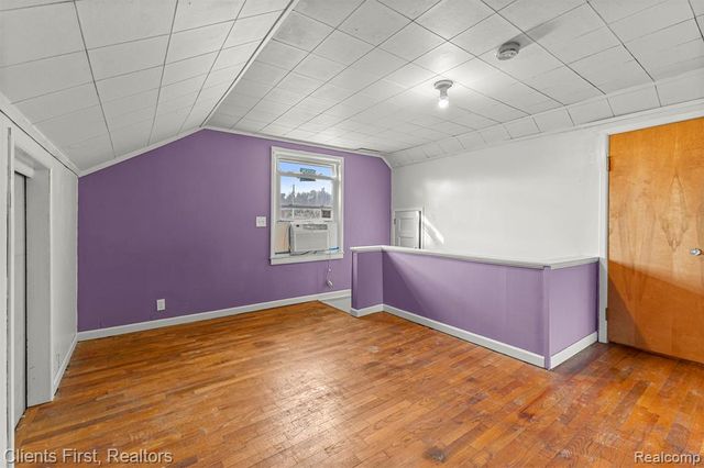 7730 Osage Avenue, Allen Park, MI 48101