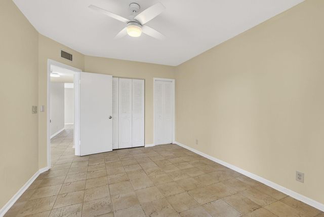 3402 CYNTHIA Lane 201, Lake Worth Beach, FL 33461