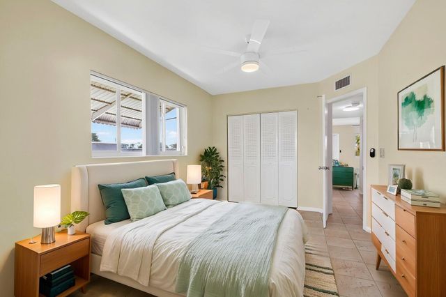 3402 CYNTHIA Lane 201, Lake Worth Beach, FL 33461
