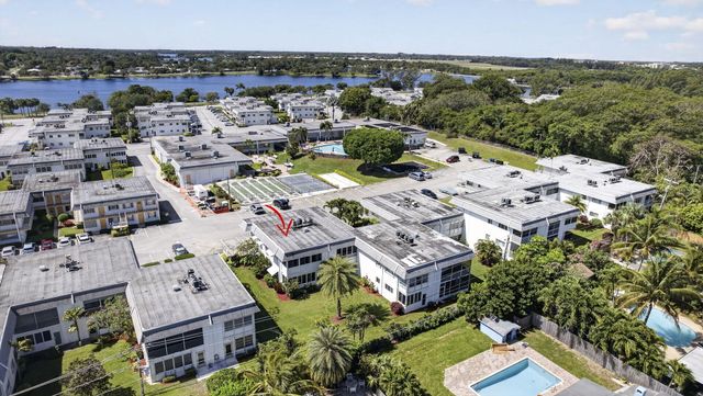 3402 CYNTHIA Lane 201, Lake Worth Beach, FL 33461