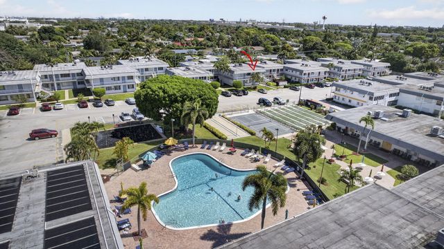3402 CYNTHIA Lane 201, Lake Worth Beach, FL 33461