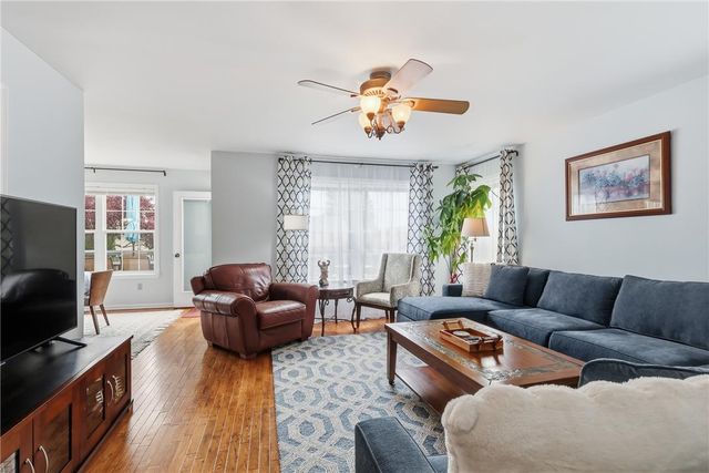 2580 Hickory Drive, Easton, PA 18040