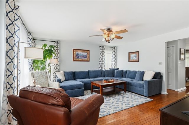 2580 Hickory Drive, Easton, PA 18040