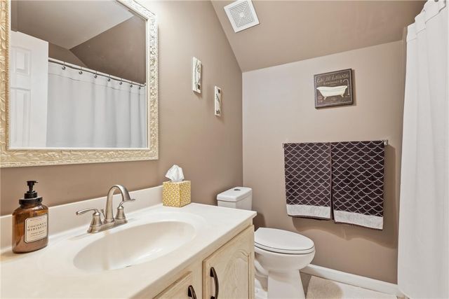 2580 Hickory Drive, Easton, PA 18040