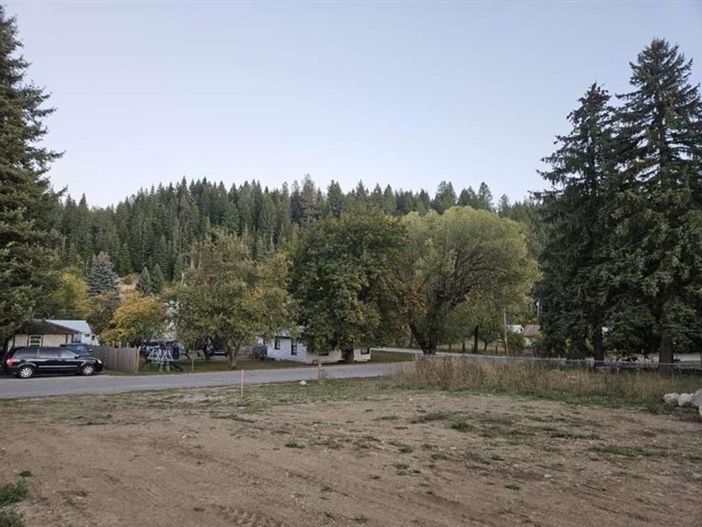 621 S State Ave, Newport, WA 99156