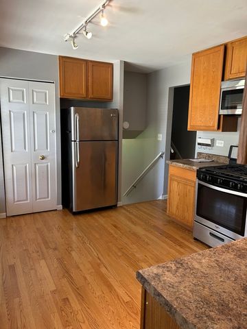 333 Berry Drive, Naperville, IL 60540
