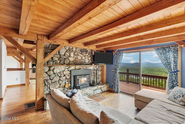61 Fire Tower Road, Cambridge, NY 12816
