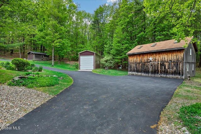 61 Fire Tower Road, Cambridge, NY 12816