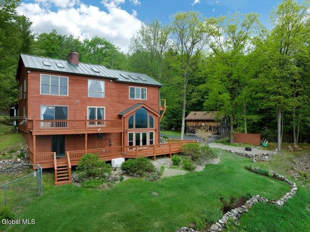 61 Fire Tower Road, Cambridge, NY 12816
