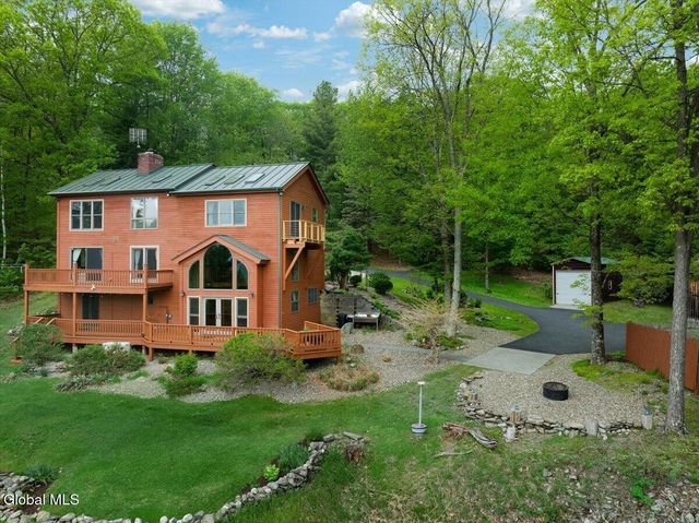 61 Fire Tower Road, Cambridge, NY 12816