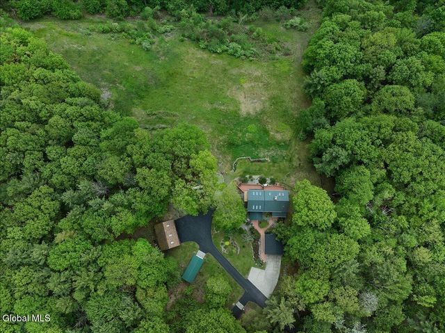 61 Fire Tower Road, Cambridge, NY 12816