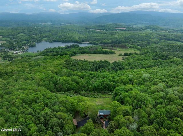 61 Fire Tower Road, Cambridge, NY 12816