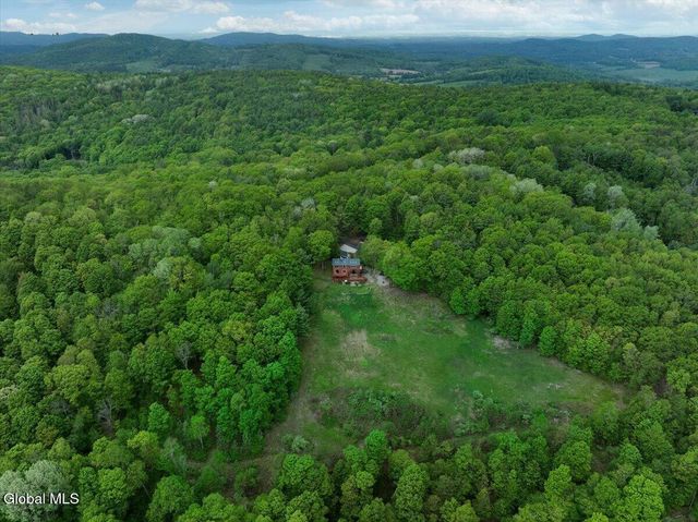 61 Fire Tower Road, Cambridge, NY 12816