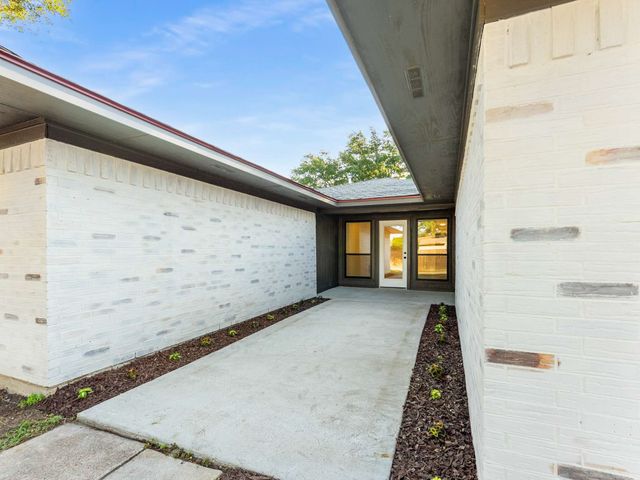 1713 Sam Houston Drive, Garland, TX 75042