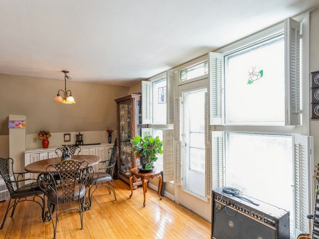 110 E 20th Street N, Newton, IA 50208