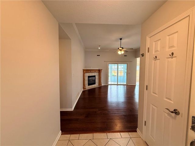 927 Jasara Circle, Baldwin City, KS 66006