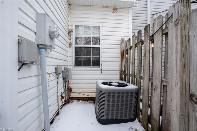 3815 Winborne Lane, Greensboro, NC 27410