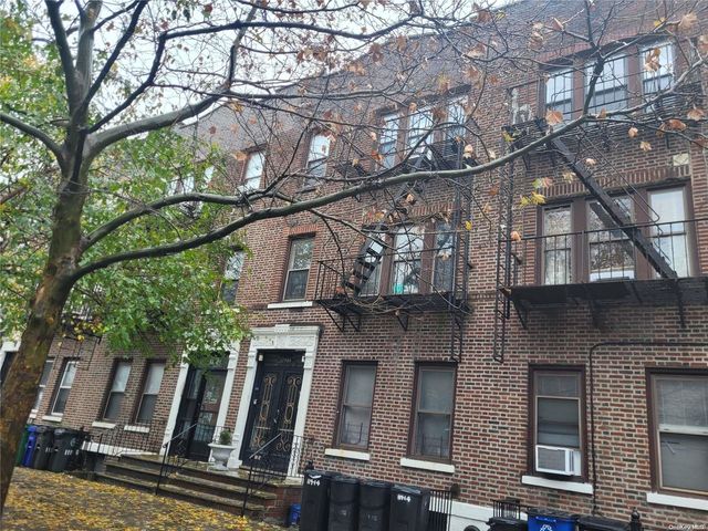 119-14 Hillside Ave, Richmond Hill, NY 11418