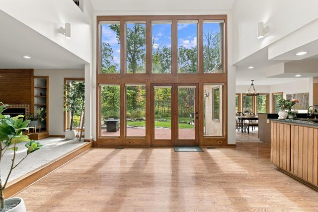 7077 Duncans Glen Drive, Westerville, OH 43082