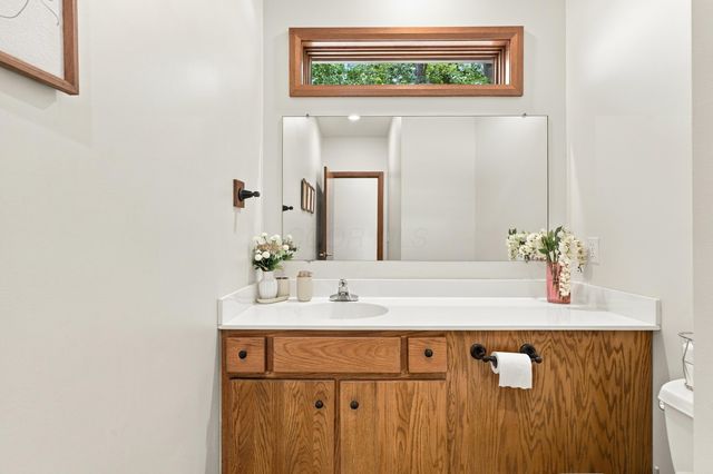 7077 Duncans Glen Drive, Westerville, OH 43082
