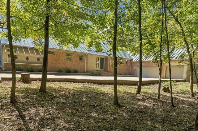 7077 Duncans Glen Drive, Westerville, OH 43082