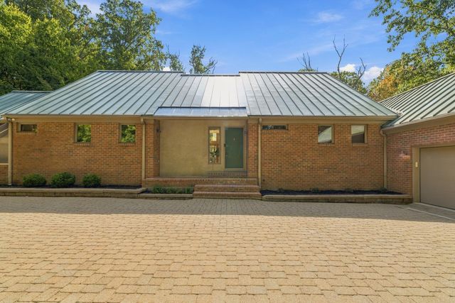 7077 Duncans Glen Drive, Westerville, OH 43082