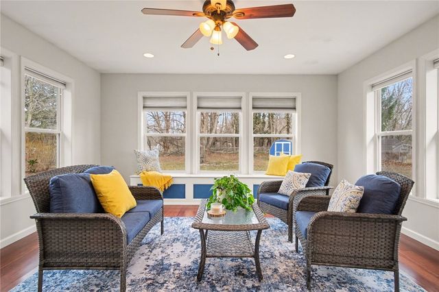 816 Klem Rd, Webster, NY 14580