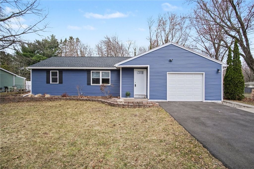 816 Klem Rd, Webster, NY 14580