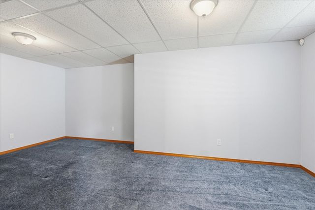 4708 W Belmont Dr, Spokane, WA 99208