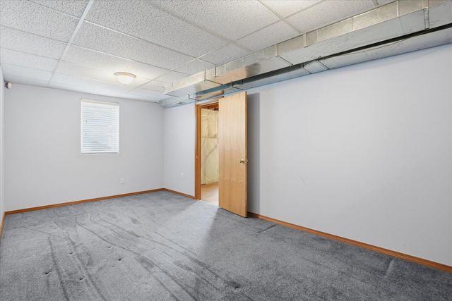 4708 W Belmont Dr, Spokane, WA 99208
