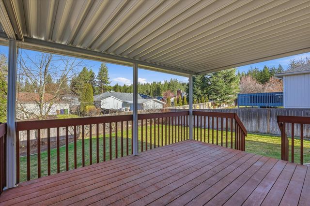 4708 W Belmont Dr, Spokane, WA 99208