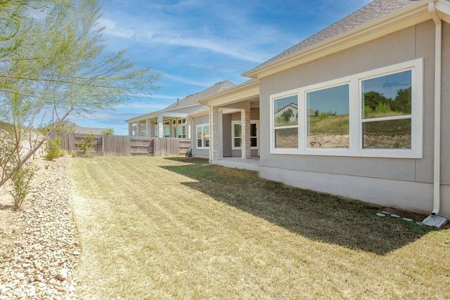 151 Starfire DR, Dripping Springs, TX 78620