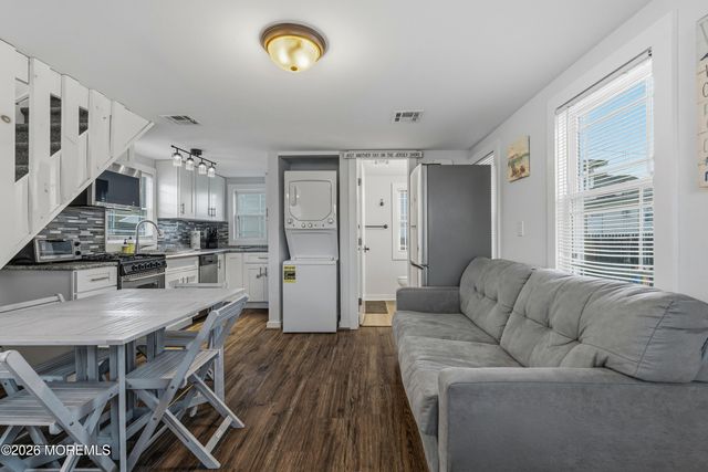 313 Grant Avenue, Seaside Heights, NJ 08751