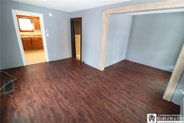 373 Lake Shore Drive West, Dunkirk, NY 14048