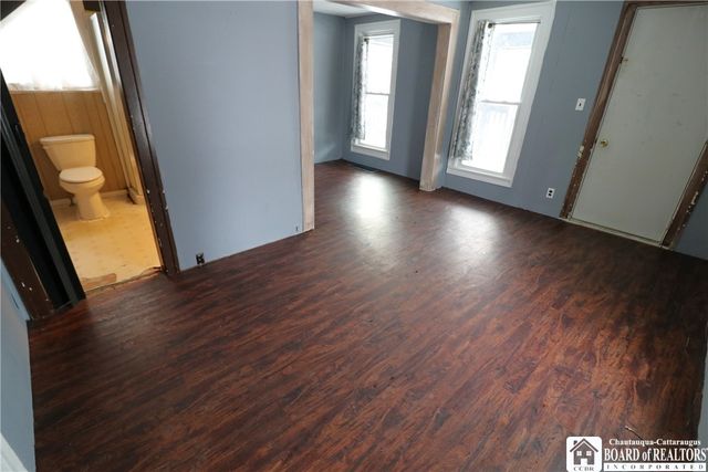 373 Lake Shore Drive West, Dunkirk, NY 14048