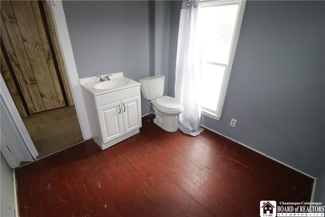 373 Lake Shore Drive West, Dunkirk, NY 14048