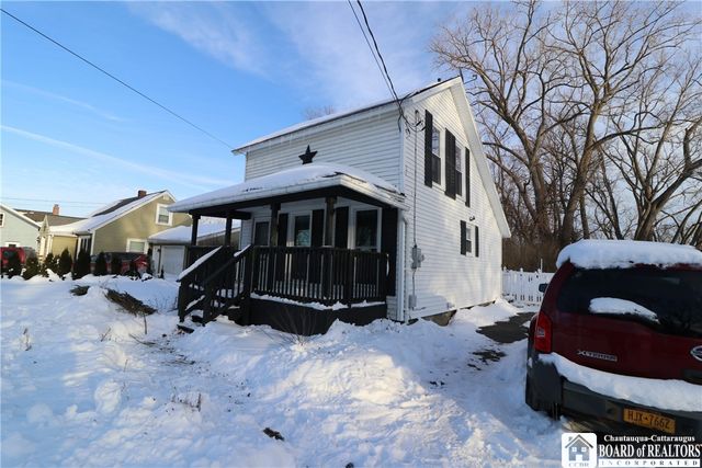 373 Lake Shore Drive West, Dunkirk, NY 14048