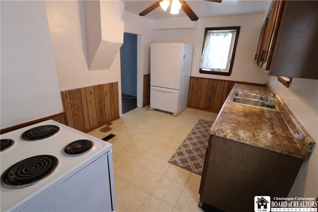 373 Lake Shore Drive West, Dunkirk, NY 14048