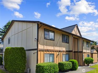 7525 10th Avenue Ct E, Tacoma, WA 98404