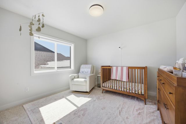 6638 68th Street S, Horace, ND 58047