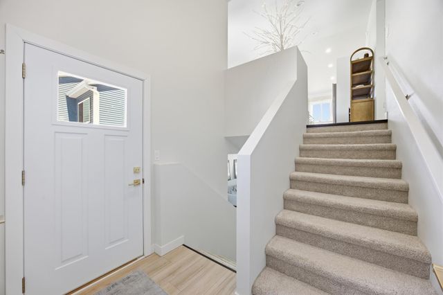 6638 68th Street S, Horace, ND 58047