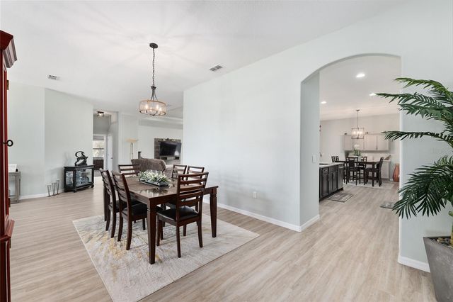 7015 NE 61ST AVENUE ROAD, Silver Springs, FL 34488